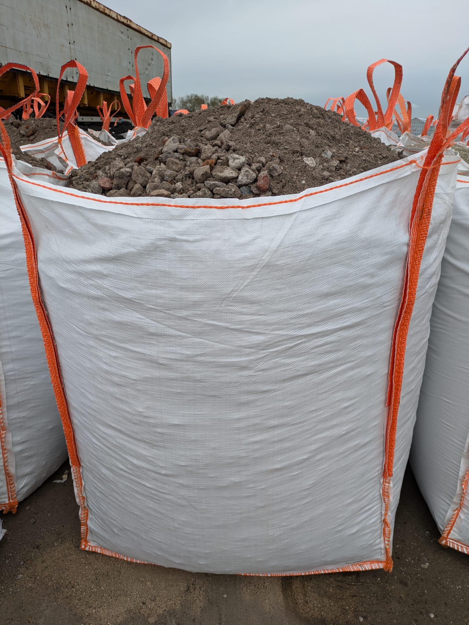 BigBag met menggranulaat/puinkorrel